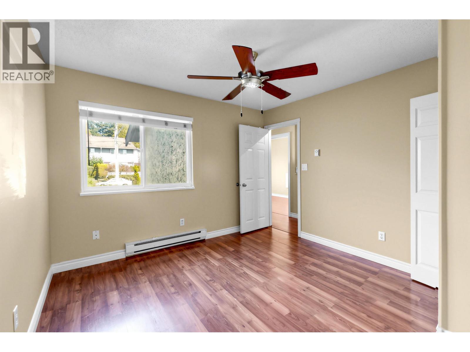 982 Howie Avenue, Coquitlam, British Columbia  V3J 1T3 - Photo 10 - R3107266