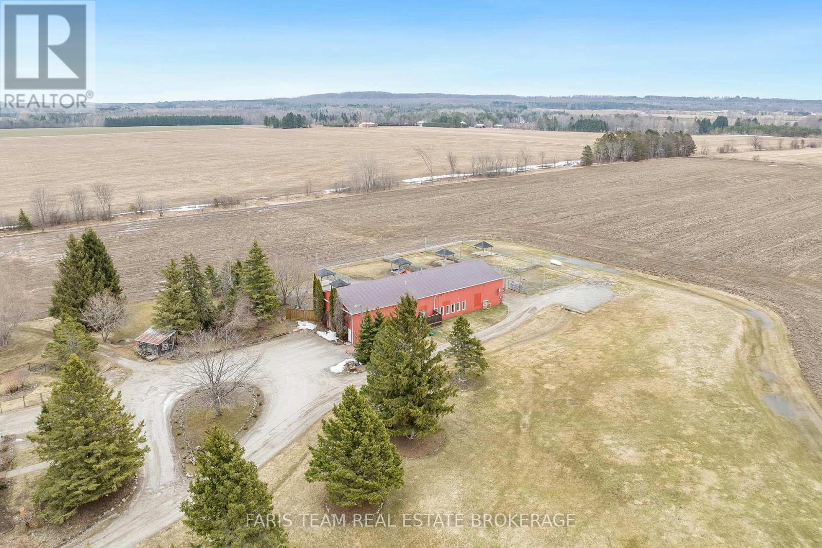 301 Concession 4 Road E, Tiny, Ontario  L0L 2T0 - Photo 46 - S12984494