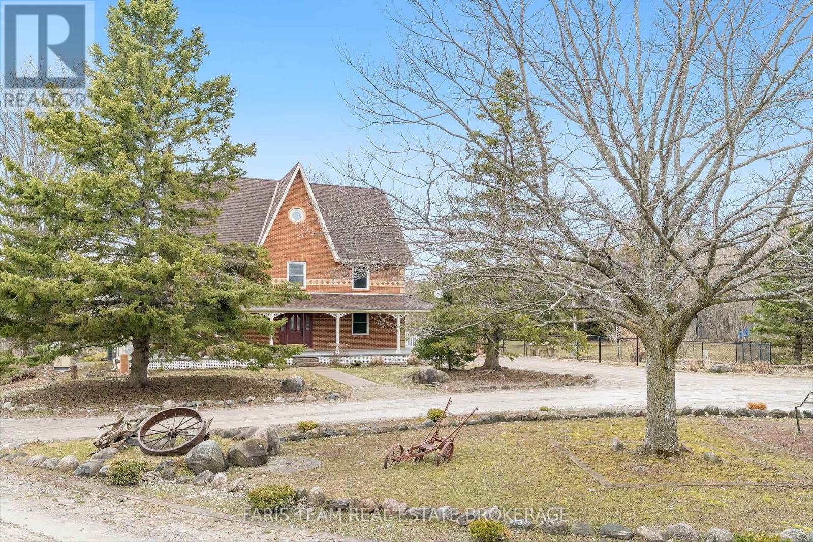 301 Concession 4 Road E, Tiny, Ontario  L0L 2T0 - Photo 5 - S12984494