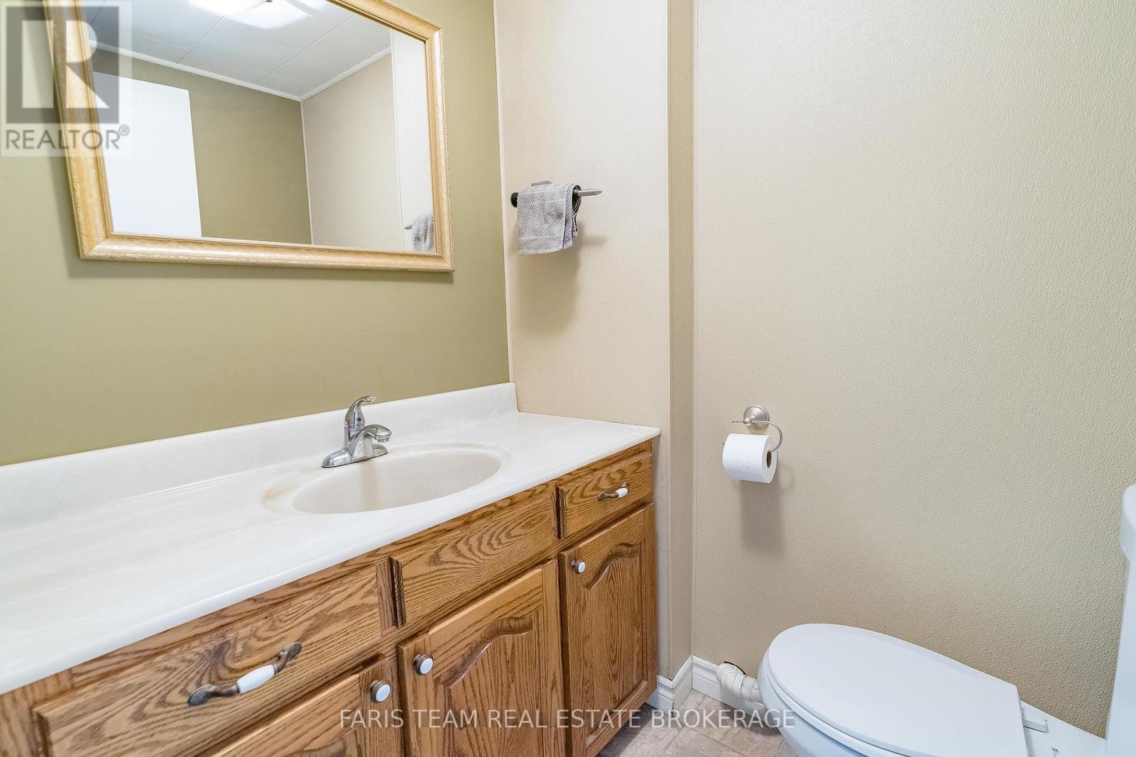 301 Concession 4 Road E, Tiny, Ontario L0L 2T0 - Photo 42 - S12984510