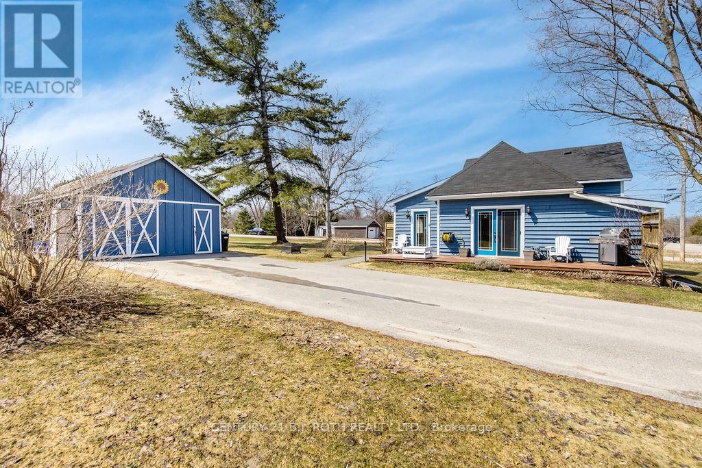 490 Park Street, Tay, Ontario  L0K 2A0 - Photo 2 - S12984718