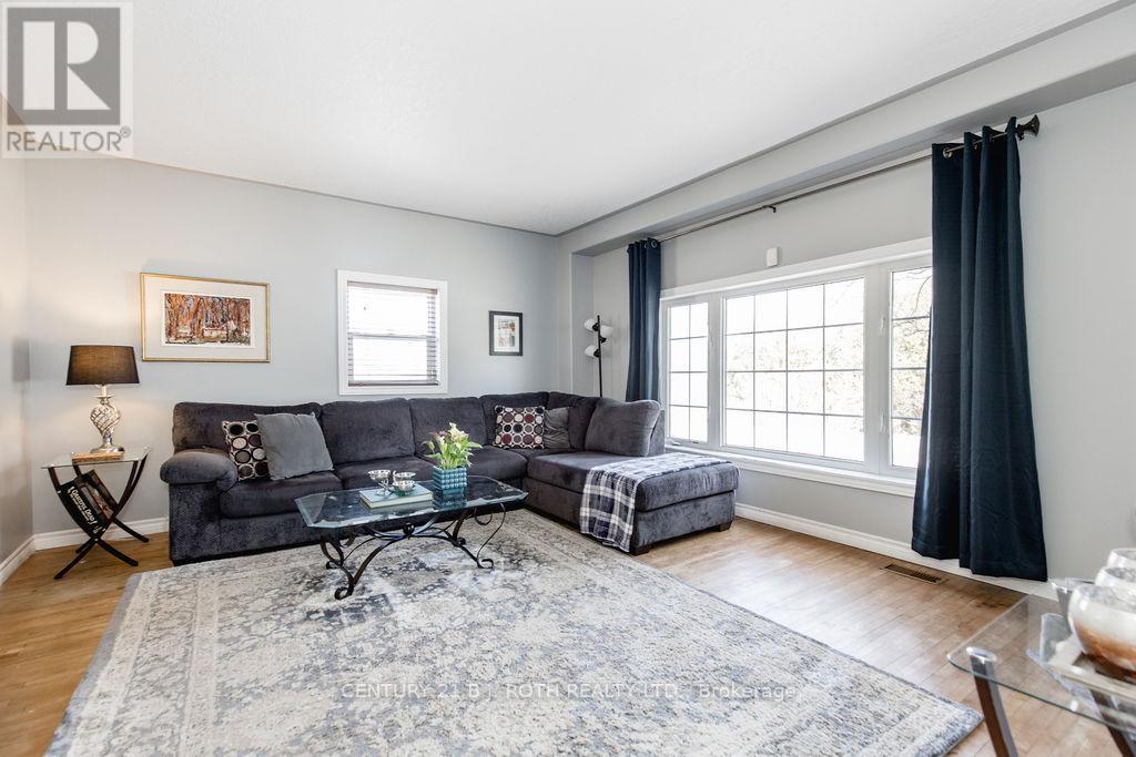 490 Park Street, Tay, Ontario  L0K 2A0 - Photo 20 - S12984718