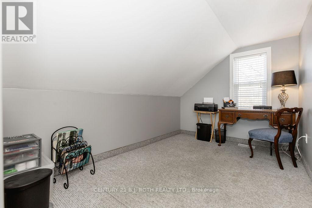 490 Park Street, Tay, Ontario  L0K 2A0 - Photo 31 - S12984718