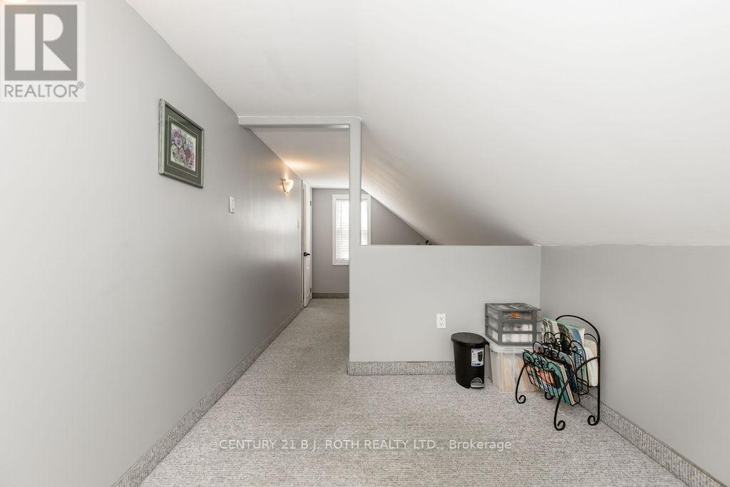 490 Park Street, Tay, Ontario  L0K 2A0 - Photo 32 - S12984718