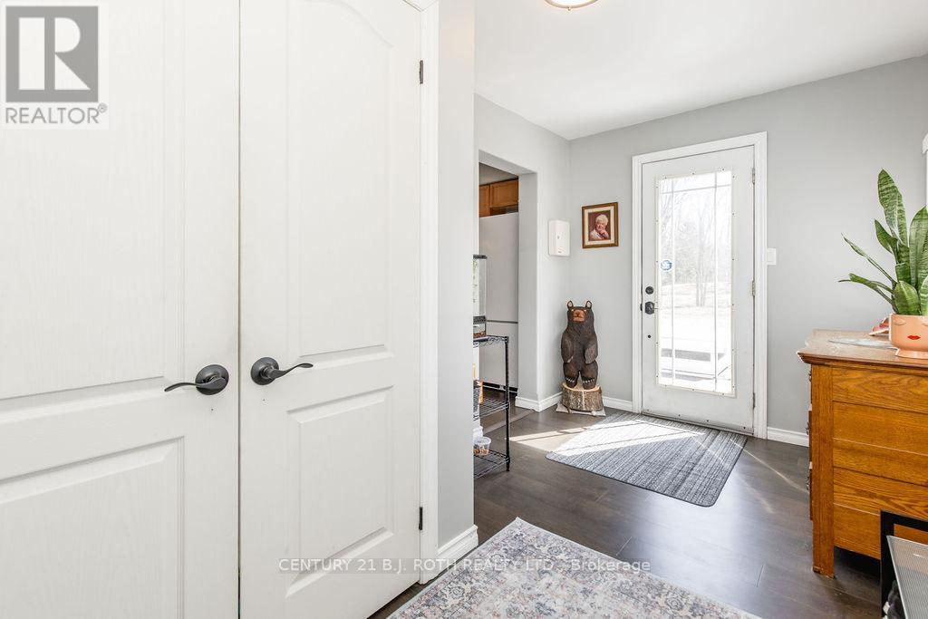 490 Park Street, Tay, Ontario  L0K 2A0 - Photo 9 - S12984718