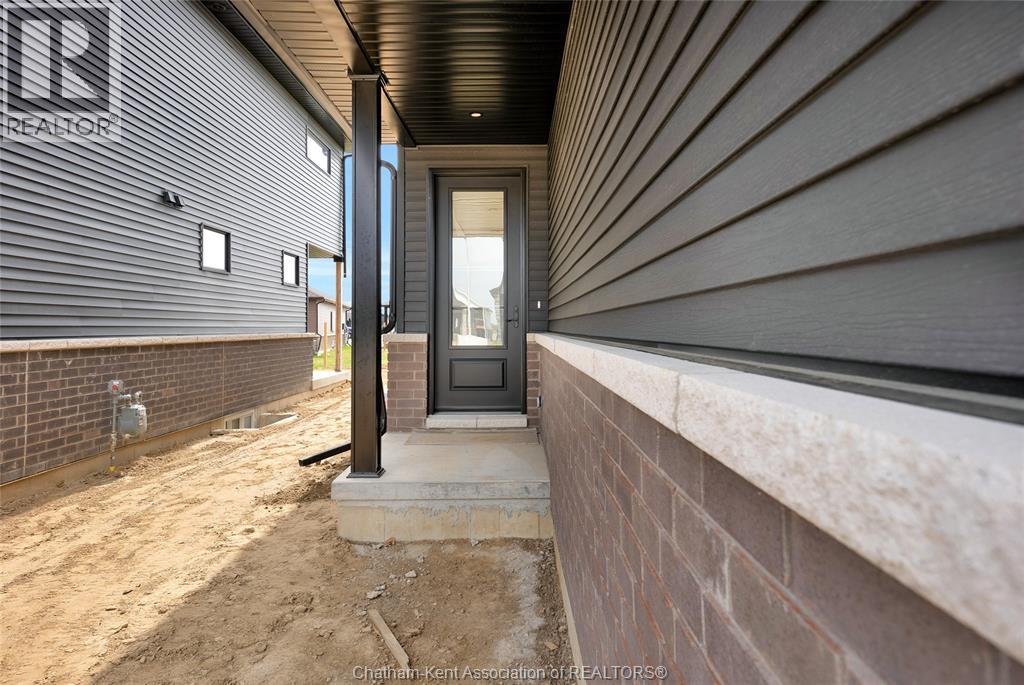 199 Ironwood Trail, Chatham, Ontario  N7M 0T3 - Photo 4 - 26007820