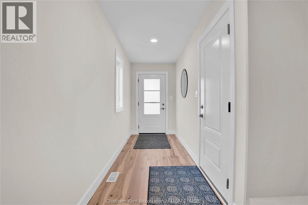 166 Ironwood Trail, Chatham, Ontario  N7M 0T3 - Photo 2 - 26007819