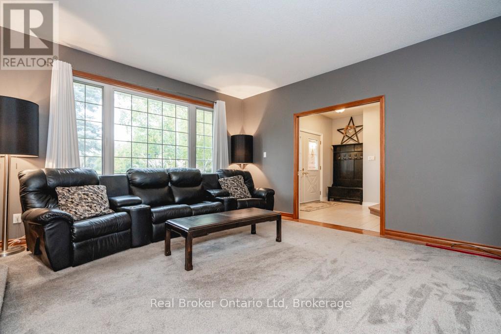 4060 10th Side Road, Bradford West Gwillimbury, Ontario  L3Z 3V2 - Photo 10 - N12773140