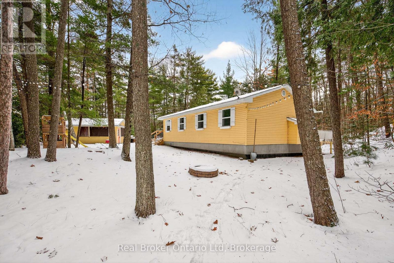 1326 Tiny Beaches Road N, Tiny, Ontario  L9M 0H3 - Photo 34 - S12602382