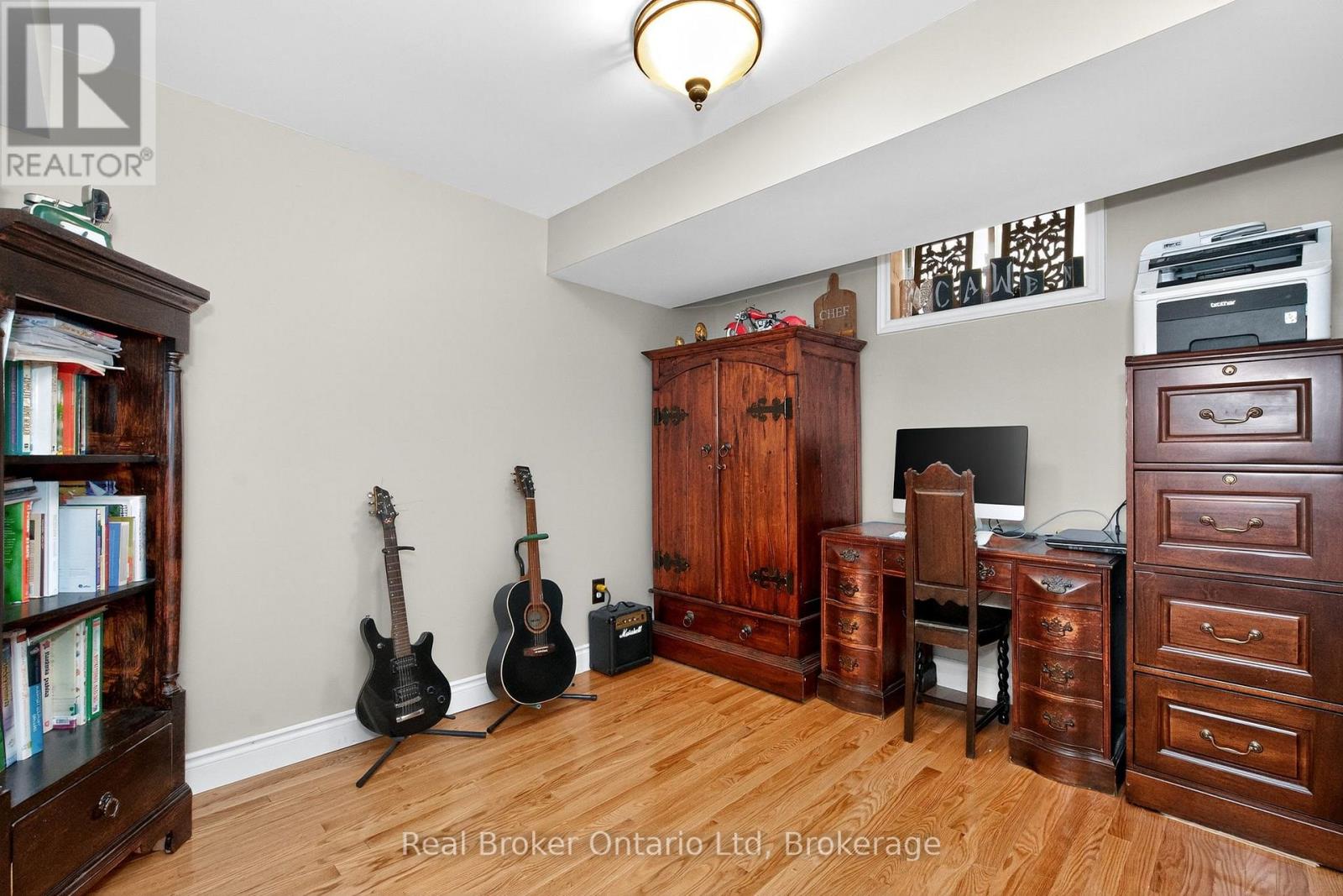 136 Birchwood Drive, Barrie, Ontario  L4M 6Y1 - Photo 37 - S12700058