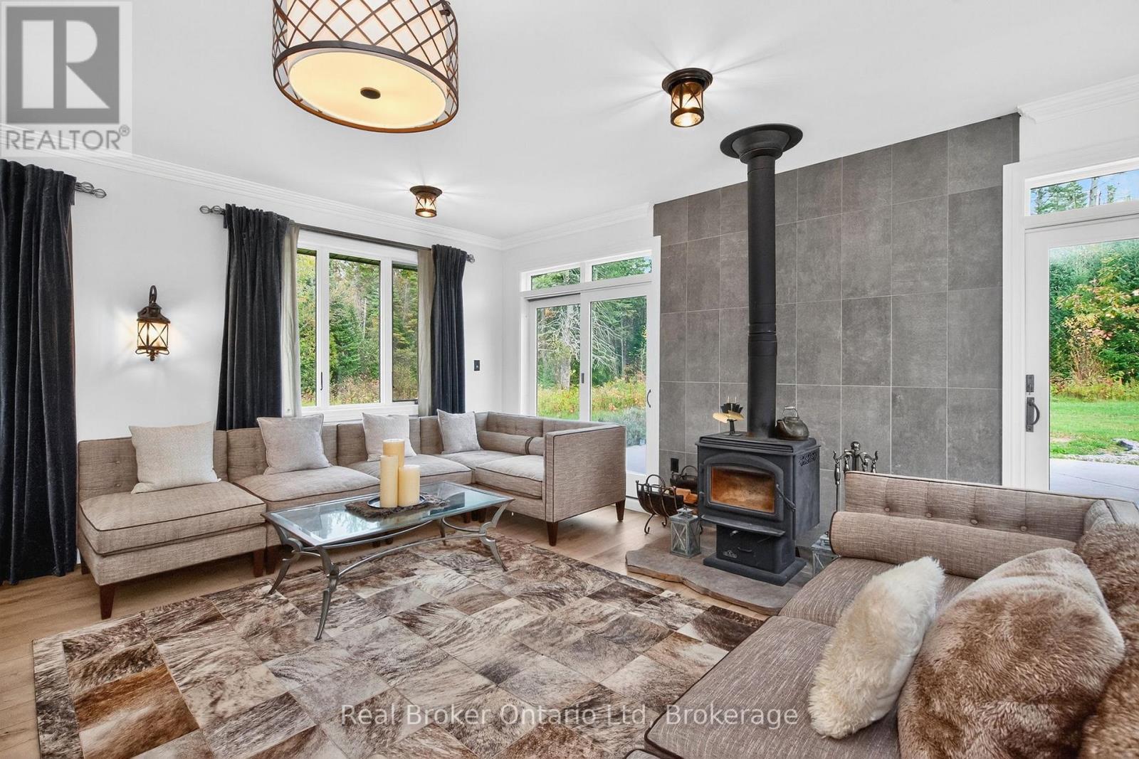 1076 Beaver Lane, Springwater, Ontario  L9X 0M1 - Photo 20 - S12812568