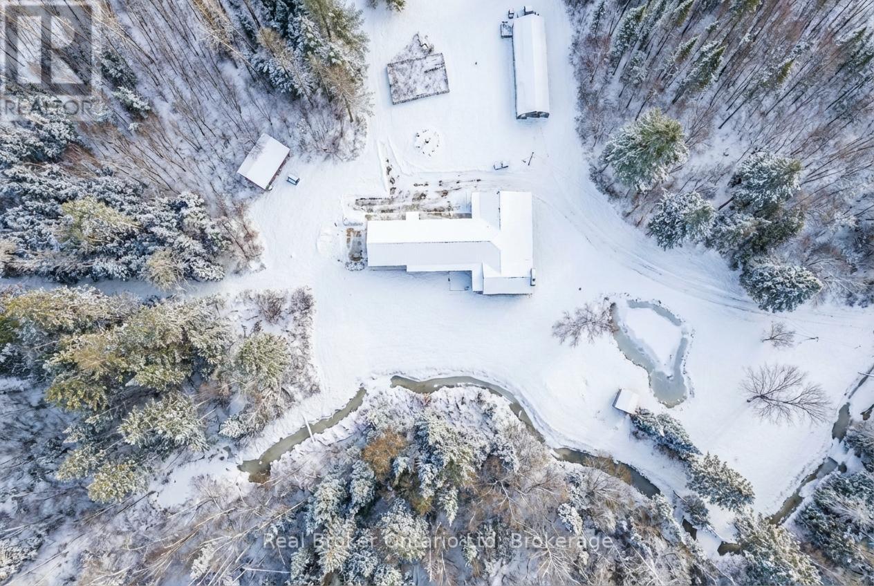 1076 Beaver Lane, Springwater, Ontario  L9X 0M1 - Photo 7 - S12812568