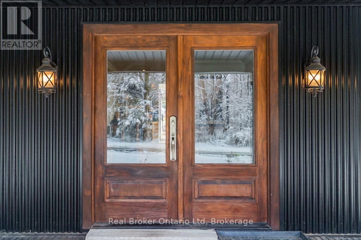 1076 Beaver Lane, Springwater, Ontario  L9X 0M1 - Photo 8 - S12812568