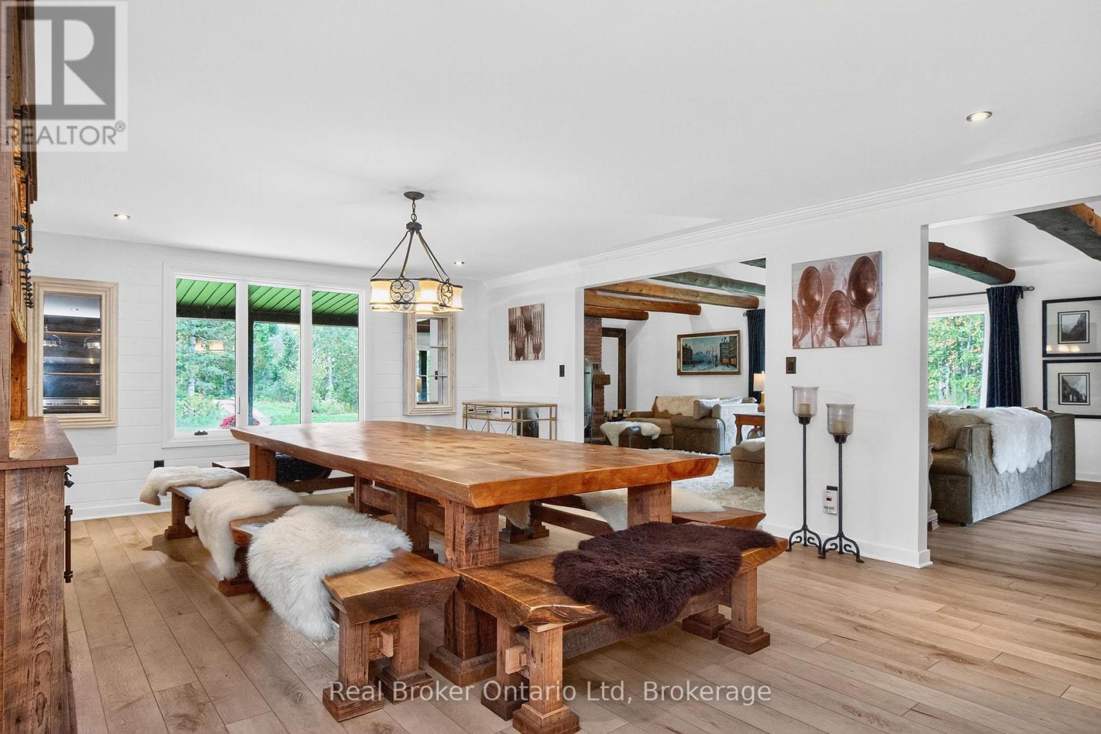 1076 Beaver Lane, Springwater, Ontario  L9X 0M1 - Photo 13 - S12812568