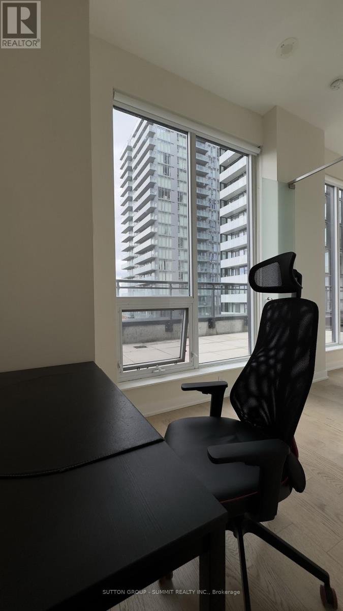 1704 - 17 Dundonald Street, Toronto, Ontario  M4Y 1K3 - Photo 12 - C12983424