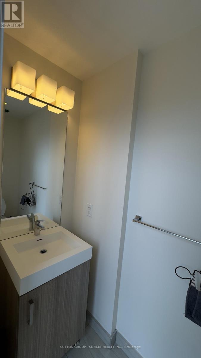 1704 - 17 Dundonald Street, Toronto, Ontario  M4Y 1K3 - Photo 15 - C12983424