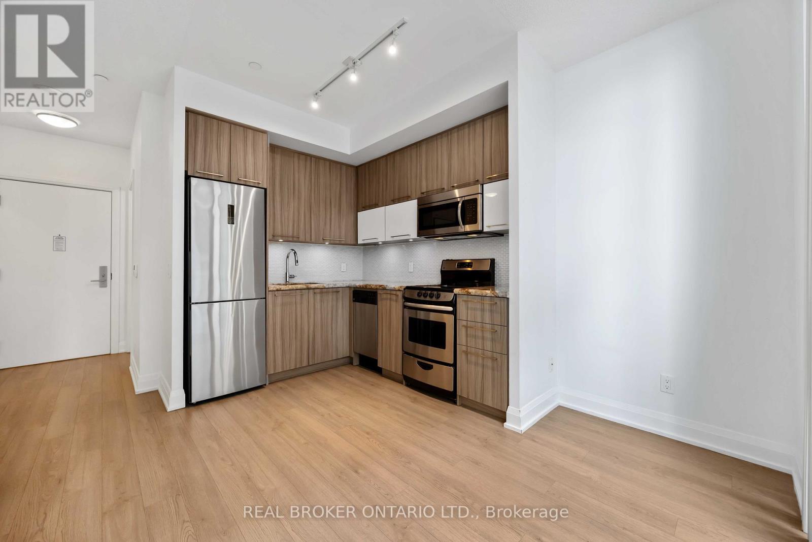 302 - 56 Annie Craig Drive, Toronto, Ontario  M8V 0C5 - Photo 10 - W12777926