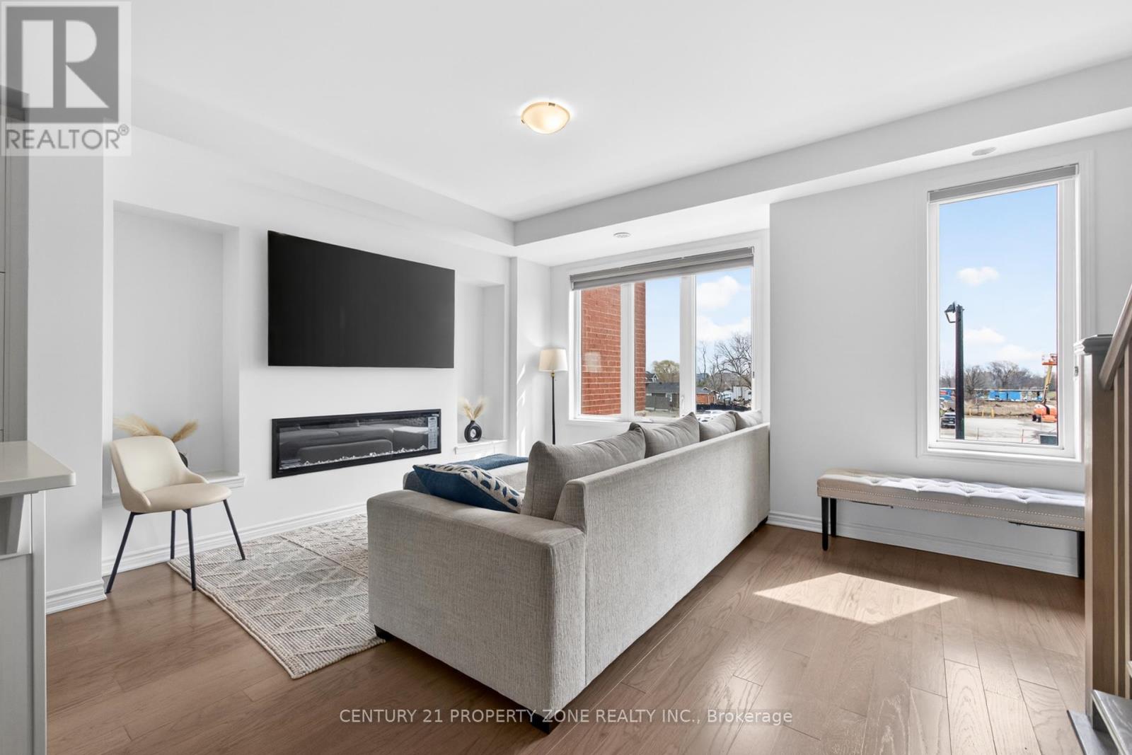 5186 Viola Desmond Drive, Mississauga, Ontario  L5M 2S7 - Photo 14 - W12984542