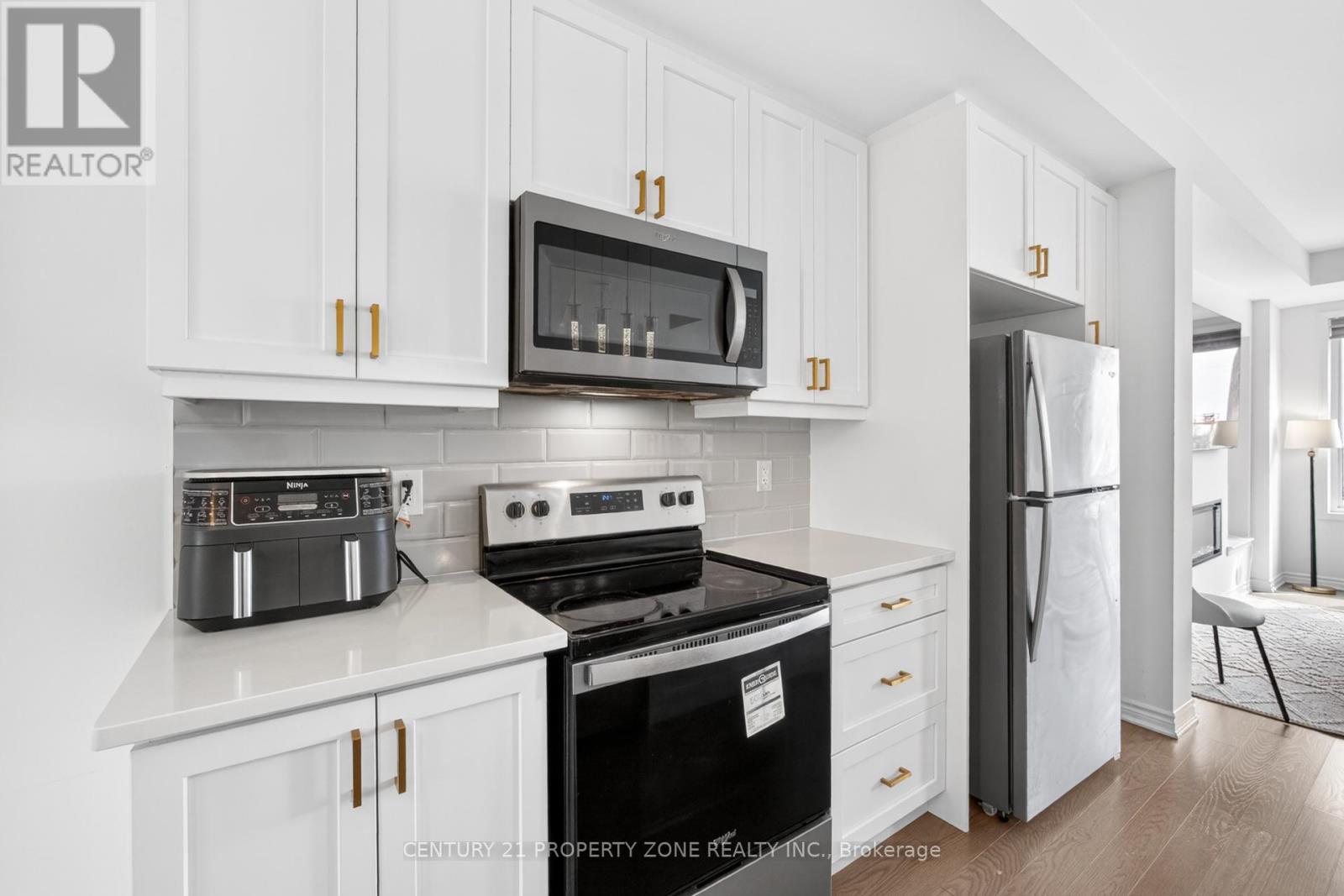 5186 Viola Desmond Drive, Mississauga, Ontario  L5M 2S7 - Photo 23 - W12984542