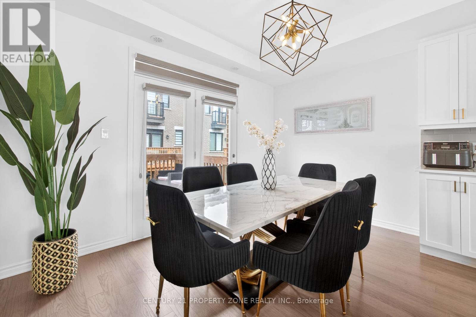 5186 Viola Desmond Drive, Mississauga, Ontario  L5M 2S7 - Photo 25 - W12984542