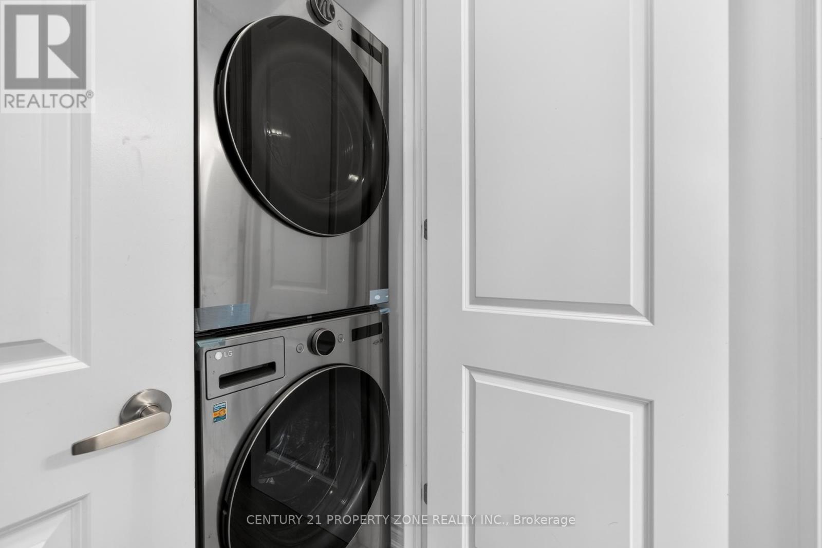 5186 Viola Desmond Drive, Mississauga, Ontario  L5M 2S7 - Photo 27 - W12984542