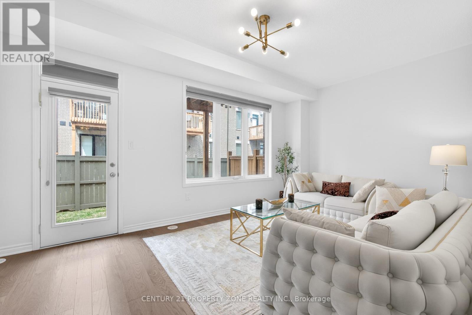 5186 Viola Desmond Drive, Mississauga, Ontario  L5M 2S7 - Photo 8 - W12984542