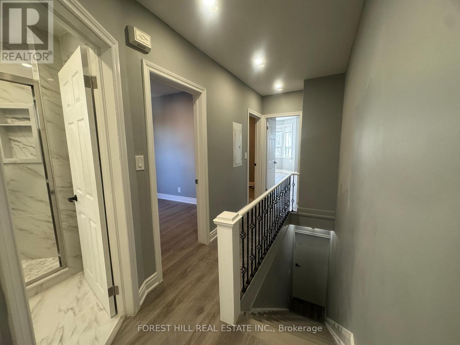 32 Earlscourt Avenue, Toronto, Ontario  M6E 4A6 - Photo 7 - W12984544