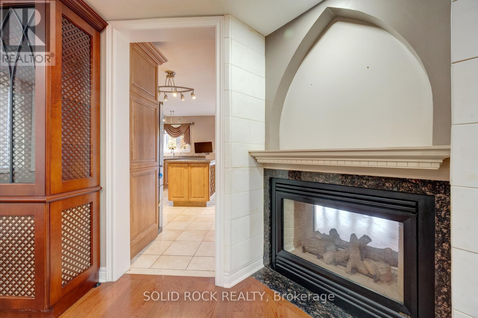 34 Forsyth Crescent, Halton Hills, Ontario  L7G 6G3 - Photo 12 - W12984550