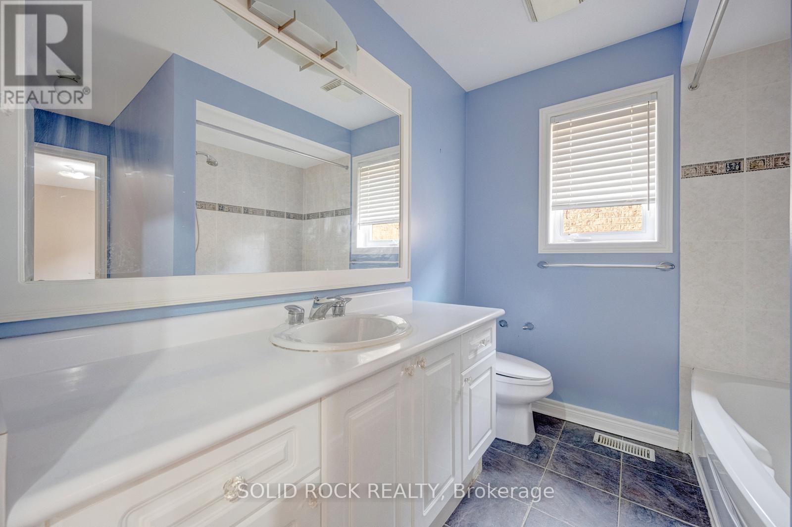 34 Forsyth Crescent, Halton Hills, Ontario  L7G 6G3 - Photo 37 - W12984550