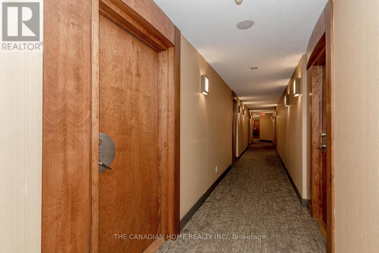 2302 - 3880 Duke Of York Boulevard, Mississauga, Ontario  L5B 4M7 - Photo 12 - W12984604