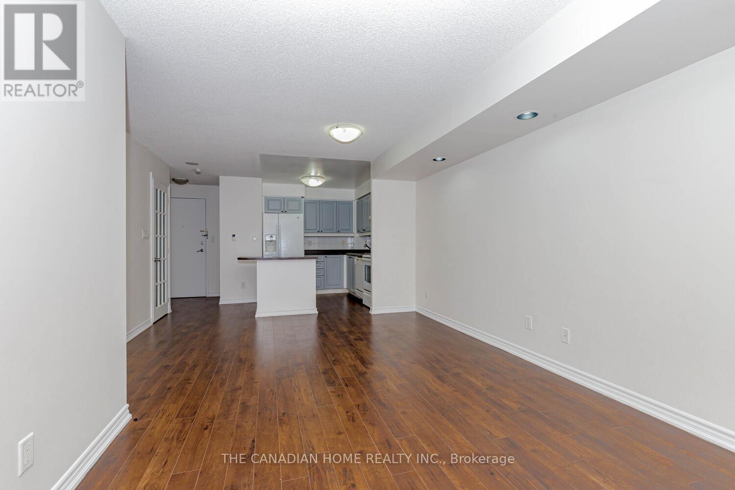 2302 - 3880 Duke Of York Boulevard, Mississauga, Ontario  L5B 4M7 - Photo 24 - W12984604