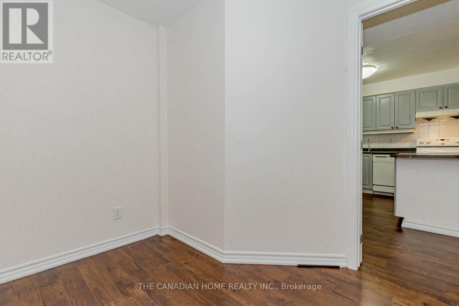 2302 - 3880 Duke Of York Boulevard, Mississauga, Ontario  L5B 4M7 - Photo 29 - W12984604