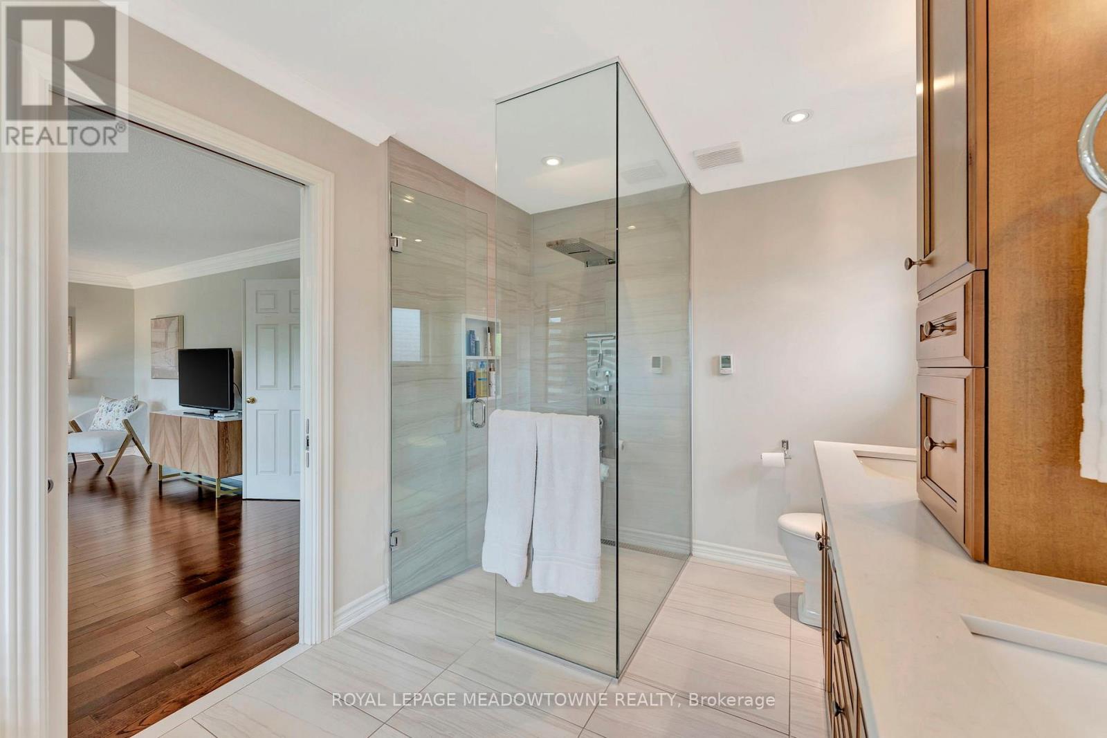 2008 Peak Place, Oakville, Ontario  L6H 5T2 - Photo 18 - W12984616