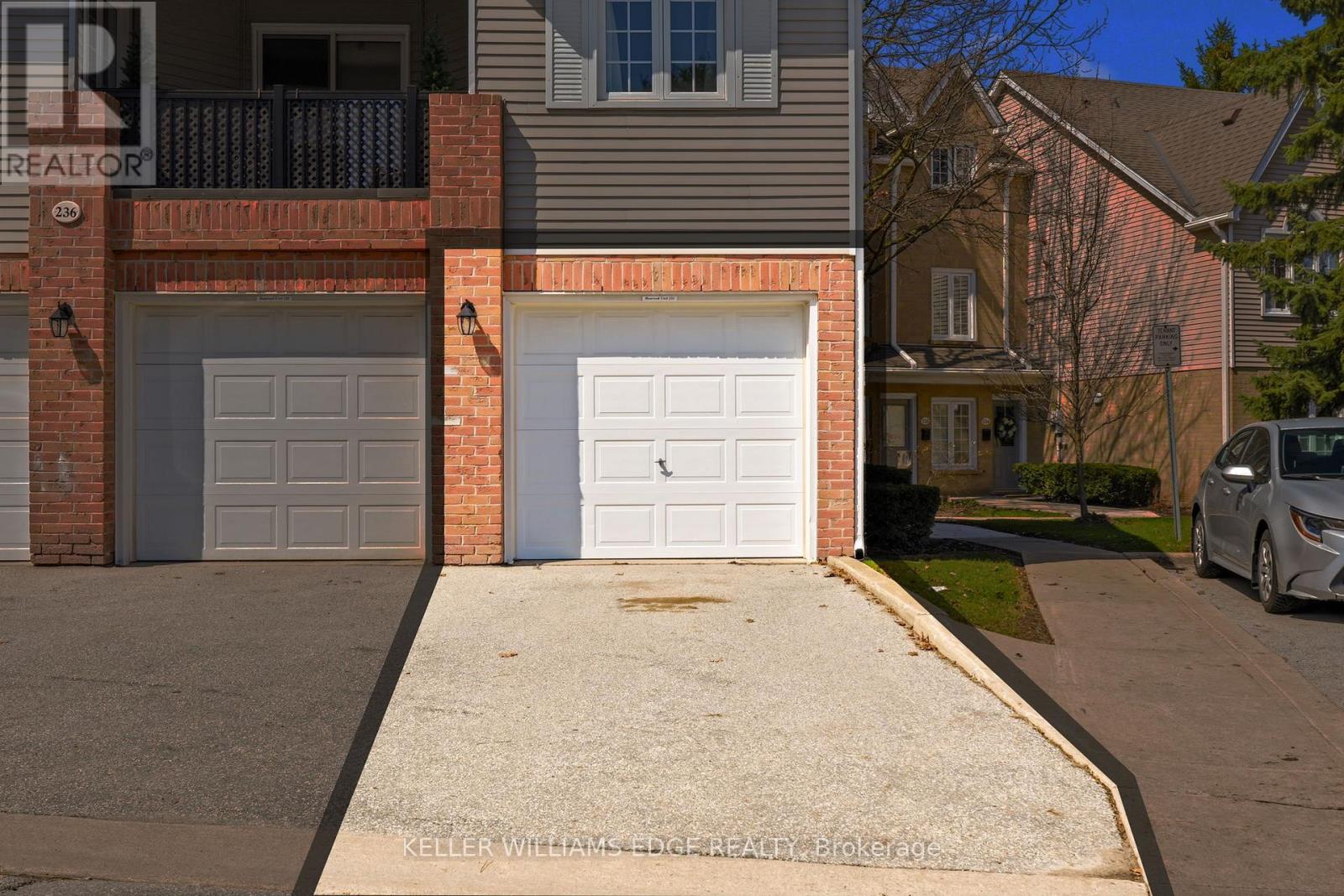 235 - 2110 Cleaver Avenue, Burlington, Ontario  L7M 3Z4 - Photo 22 - W12984634