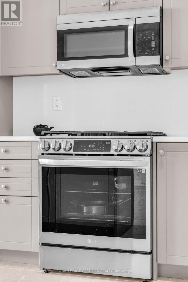 10 - 74a Thomas Street, Mississauga, Ontario  L5M 2R6 - Photo 23 - W12984650