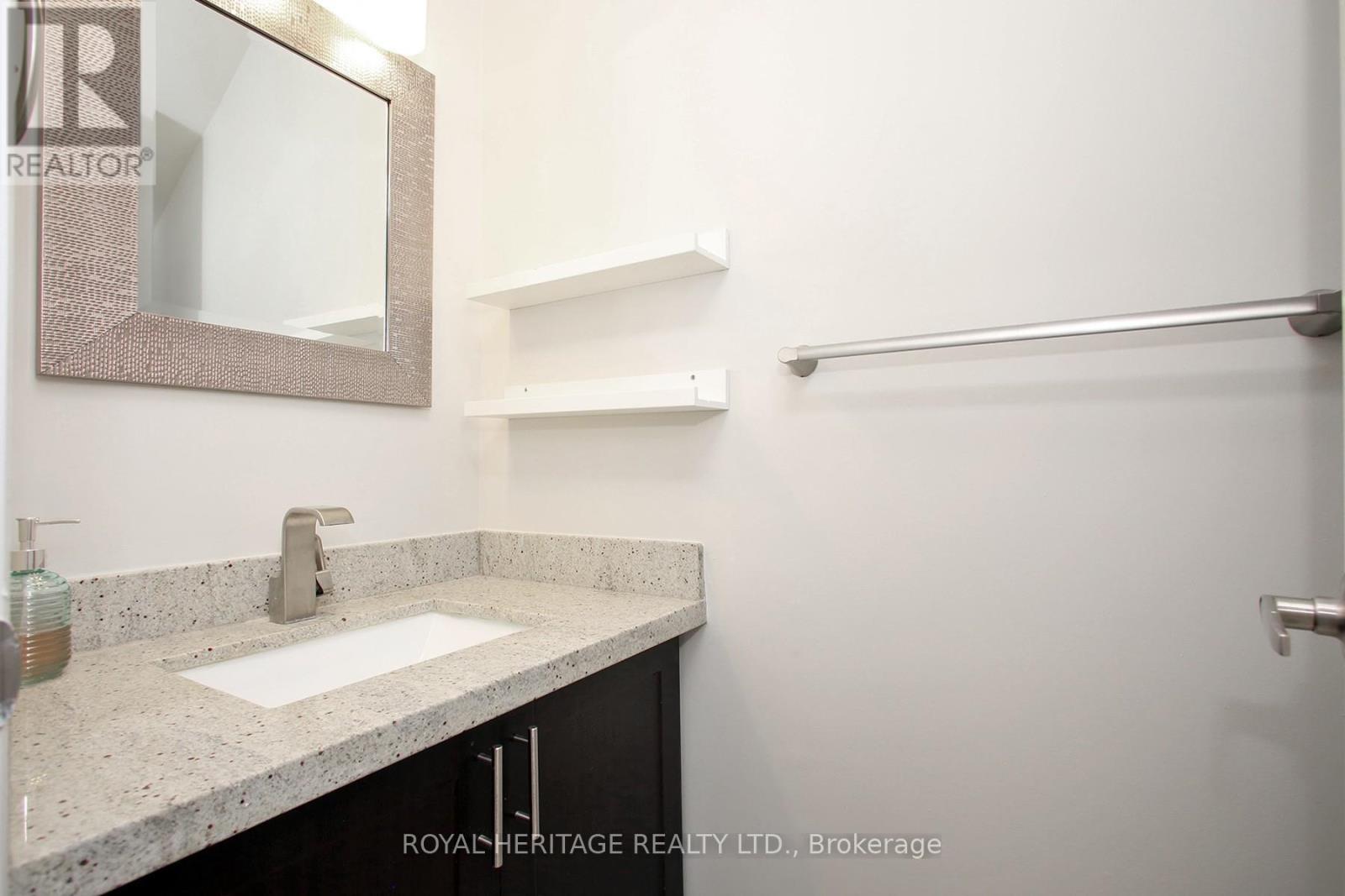 6 - 24 Reid Drive, Mississauga, Ontario  L5M 2A6 - Photo 37 - W12984680