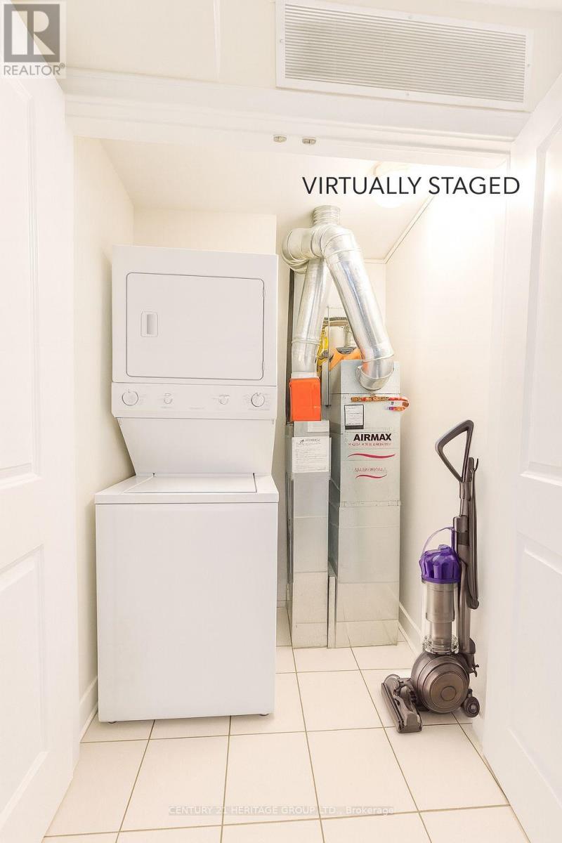 267 - 60 Parrotta Drive, Toronto, Ontario  M9M 0B4 - Photo 5 - W12984684