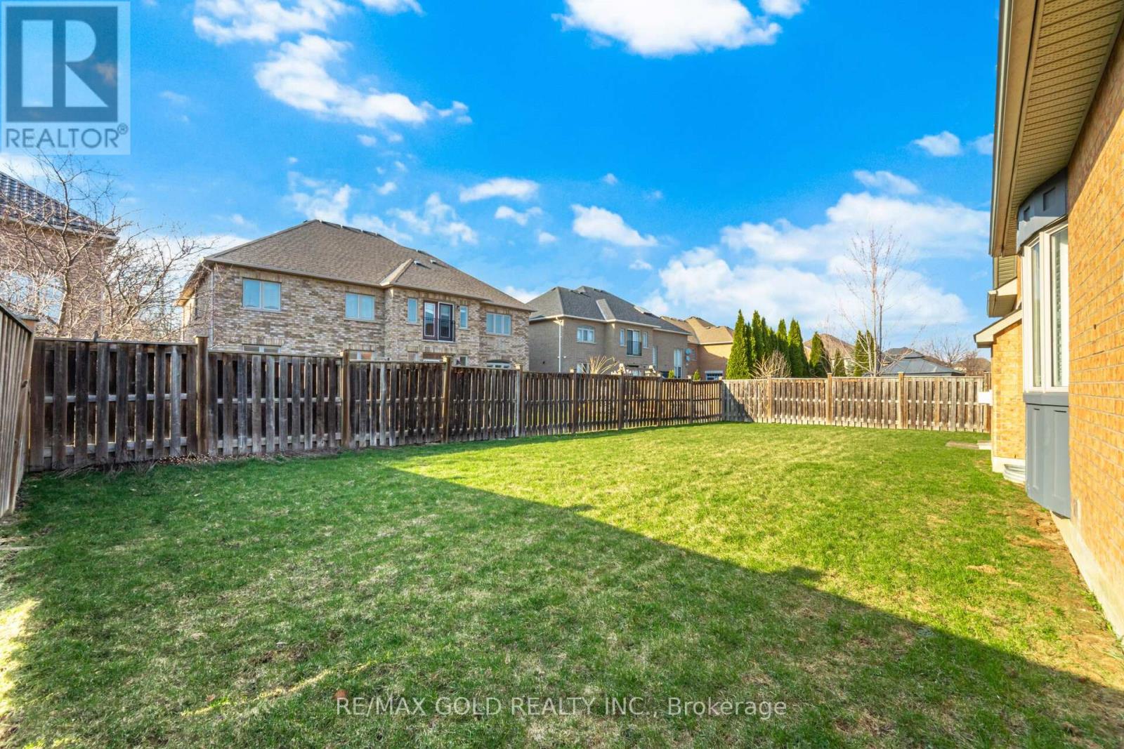 48 Valleyside Trail, Brampton, Ontario  L6P 2G4 - Photo 22 - W12984708