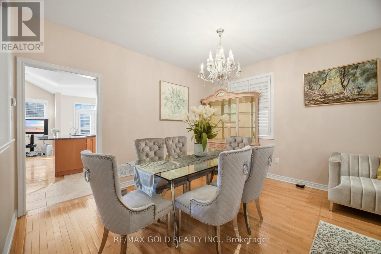 48 Valleyside Trail, Brampton, Ontario  L6P 2G4 - Photo 5 - W12984708