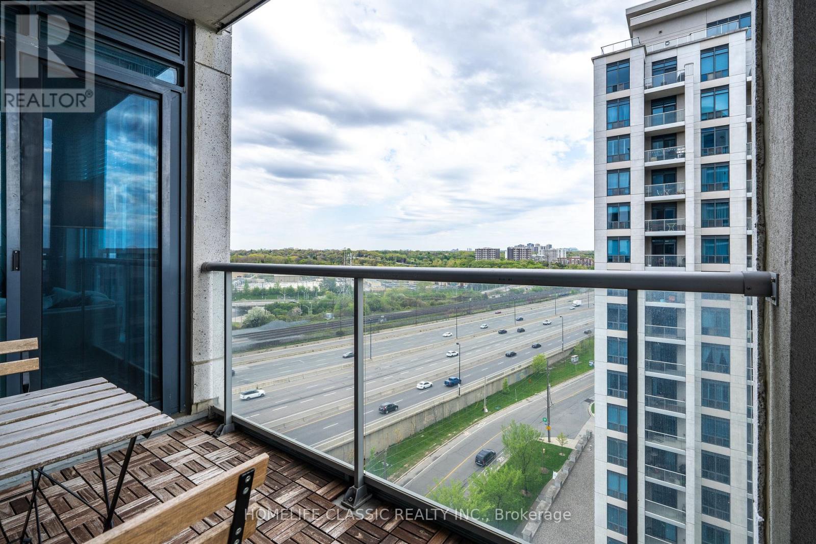1201 - 2087 Lake Shore Boulevard W, Toronto (Mimico), Ontario  M8V 4G3 - Photo 17 - W12984714