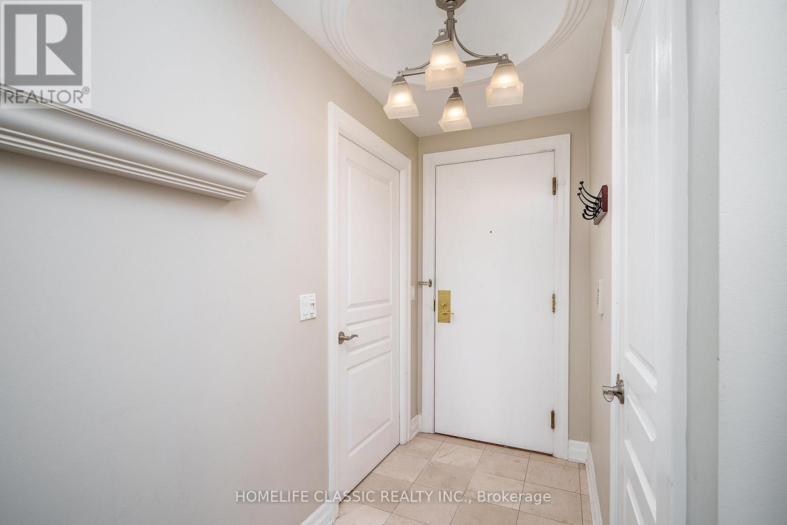 1201 - 2087 Lake Shore Boulevard W, Toronto (Mimico), Ontario  M8V 4G3 - Photo 4 - W12984714