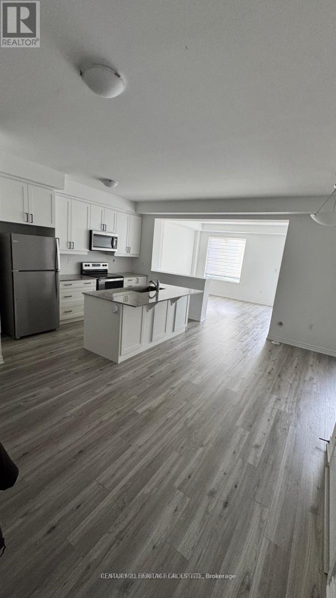 5 Melmar Street, Brampton, Ontario  L7A 5K3 - Photo 4 - W12984732