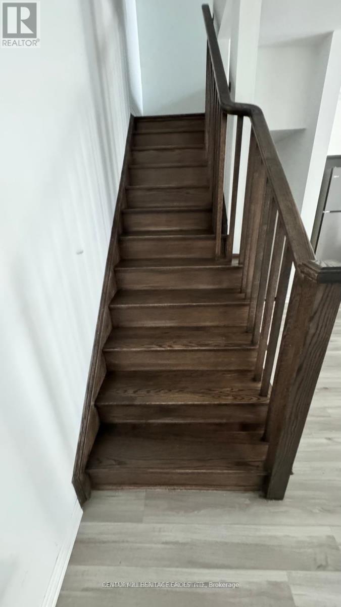 5 Melmar Street, Brampton, Ontario  L7A 5K3 - Photo 8 - W12984732