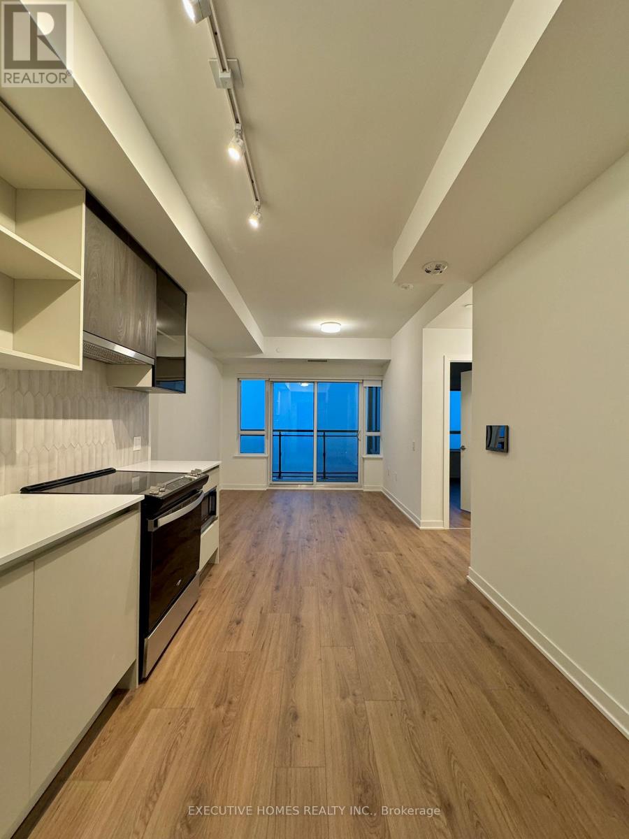 629 - 395 Dundas Street W, Oakville, Ontario  L6M 5R8 - Photo 4 - W12984758