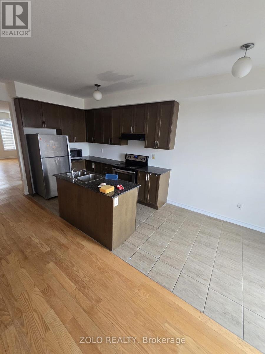 12 Agava Street, Brampton, Ontario  L7A 4S5 - Photo 10 - W12984766