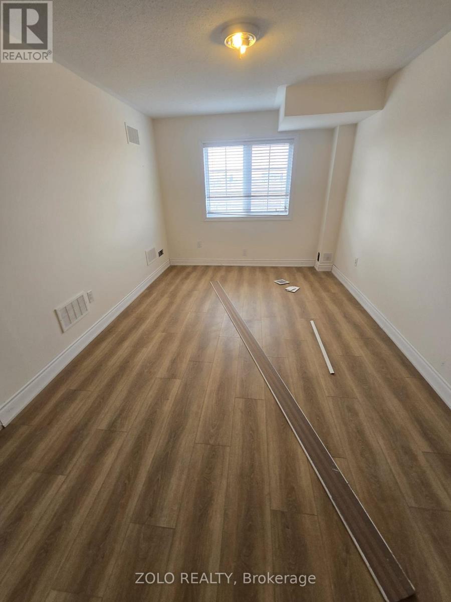 12 Agava Street, Brampton, Ontario  L7A 4S5 - Photo 4 - W12984766