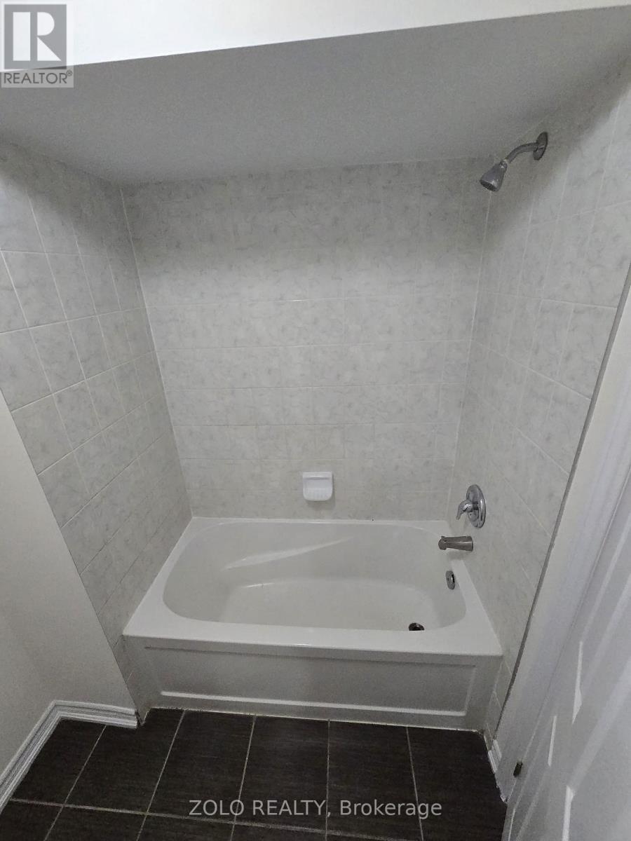 12 Agava Street, Brampton, Ontario  L7A 4S5 - Photo 6 - W12984766