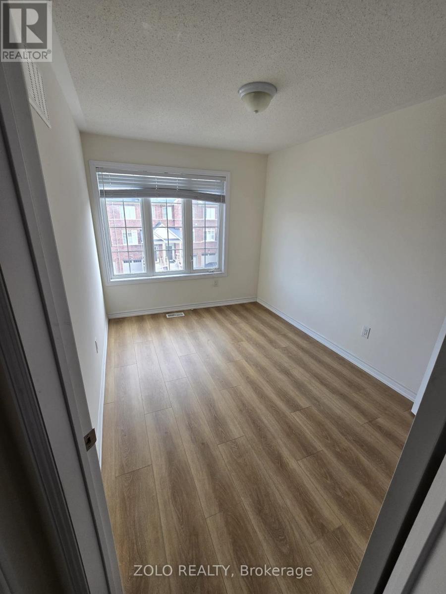 12 Agava Street, Brampton, Ontario  L7A 4S5 - Photo 8 - W12984766