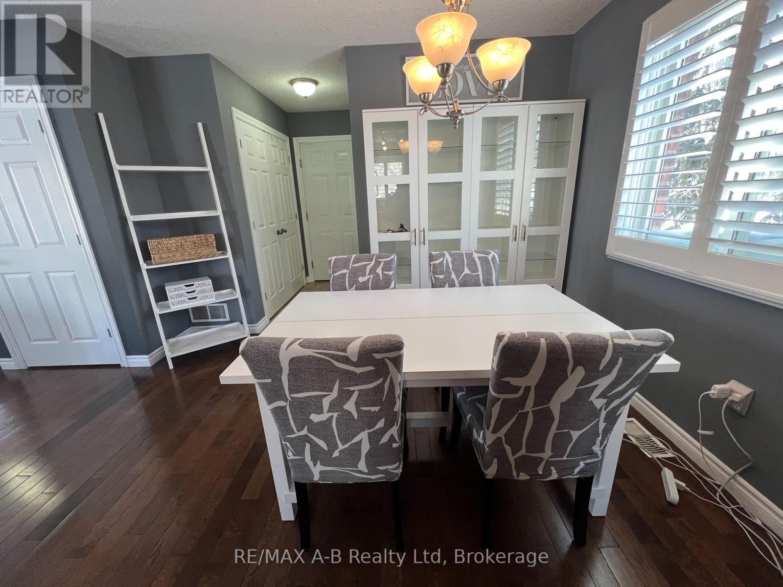 48 Wellington Street, East Zorra-Tavistock, Ontario  N0B 2R0 - Photo 21 - X12547948