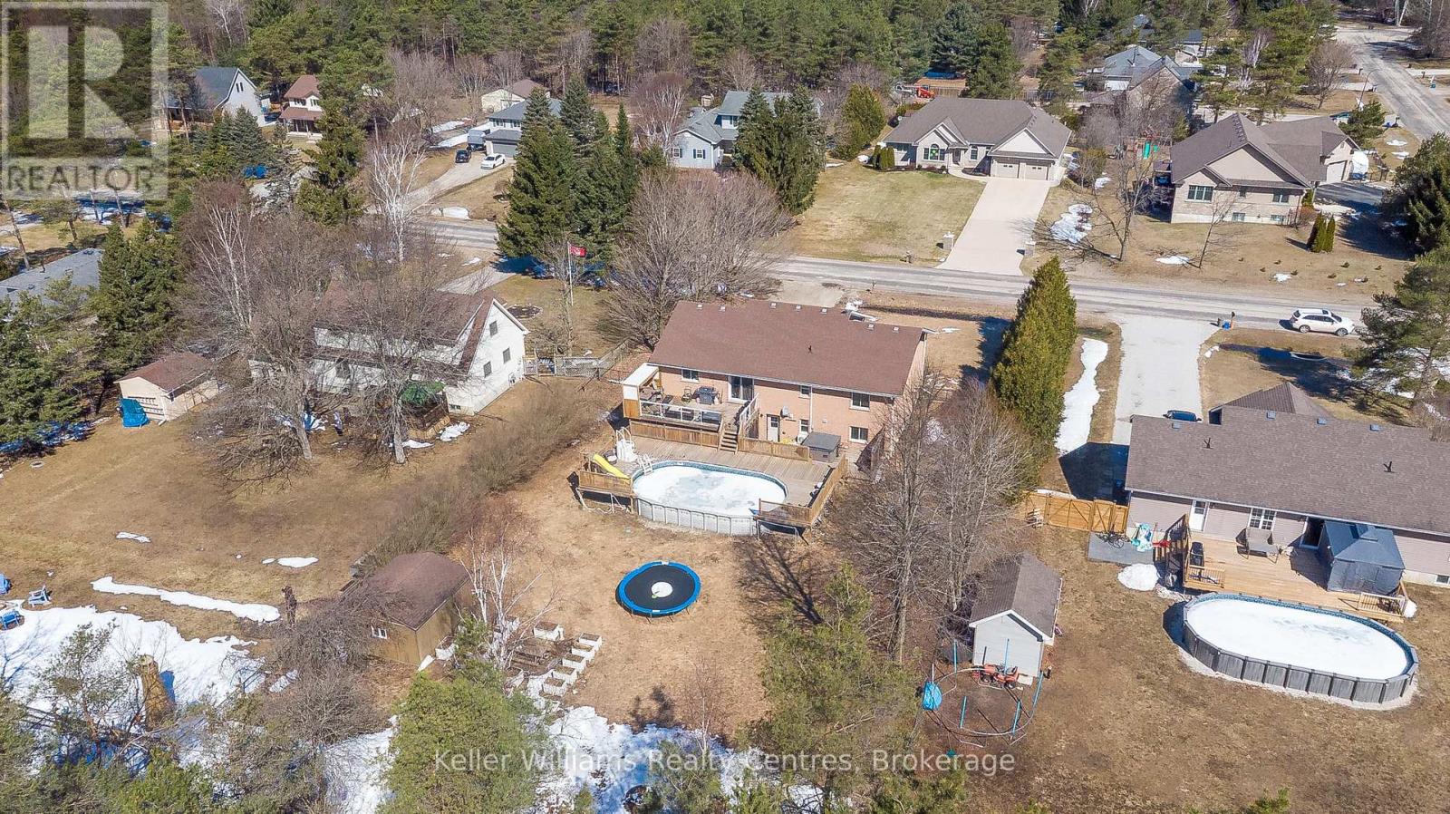 27 Pine Tree Drive, South Bruce Peninsula, Ontario  N0H 1P0 - Photo 43 - X12630506